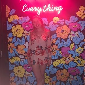 Floral Romper size S/M